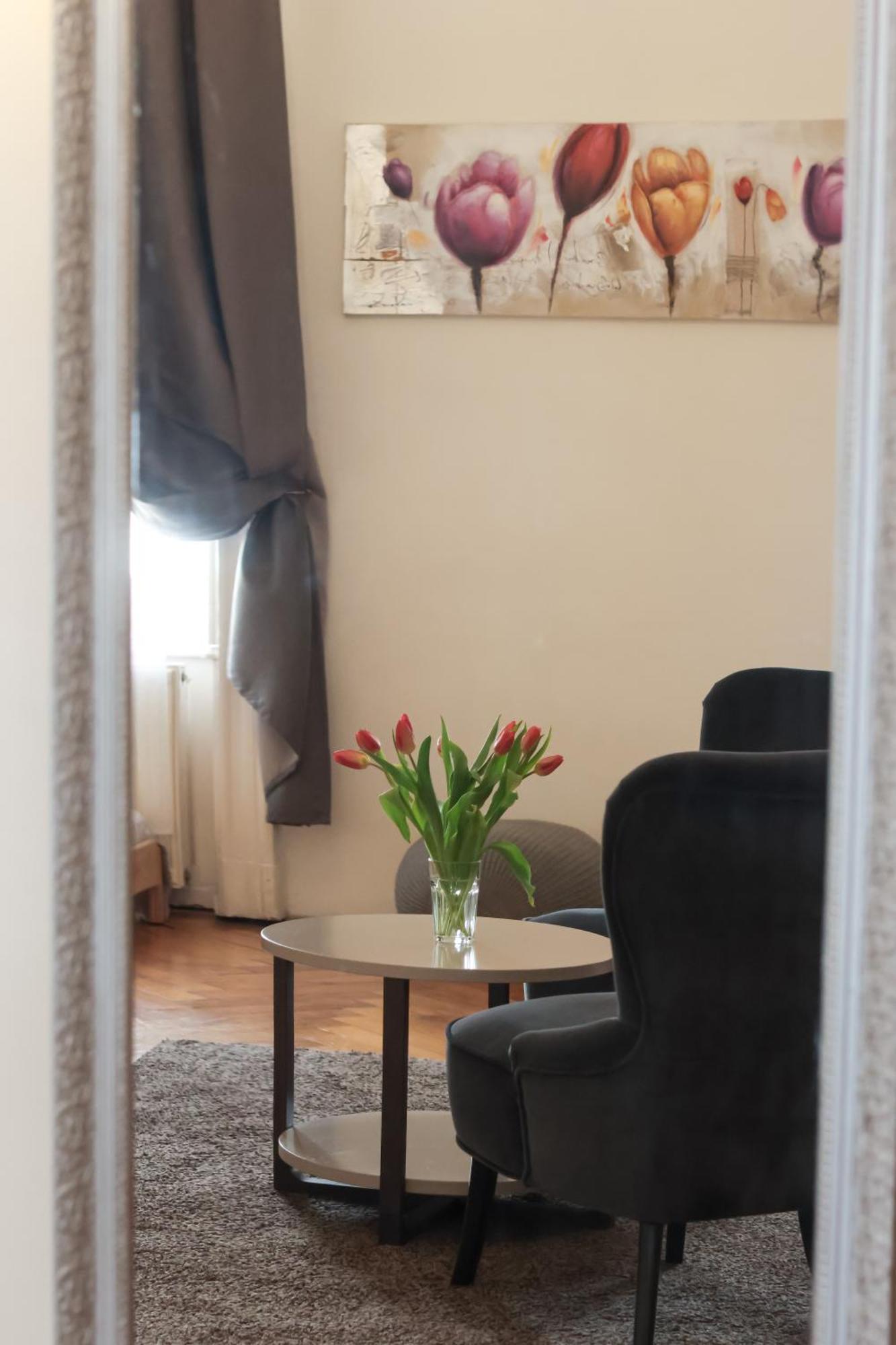 Ozone Private Rooms Будапеща Екстериор снимка