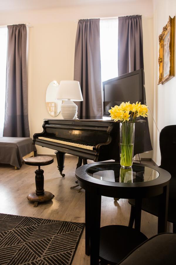 Ozone Private Rooms Будапеща Екстериор снимка
